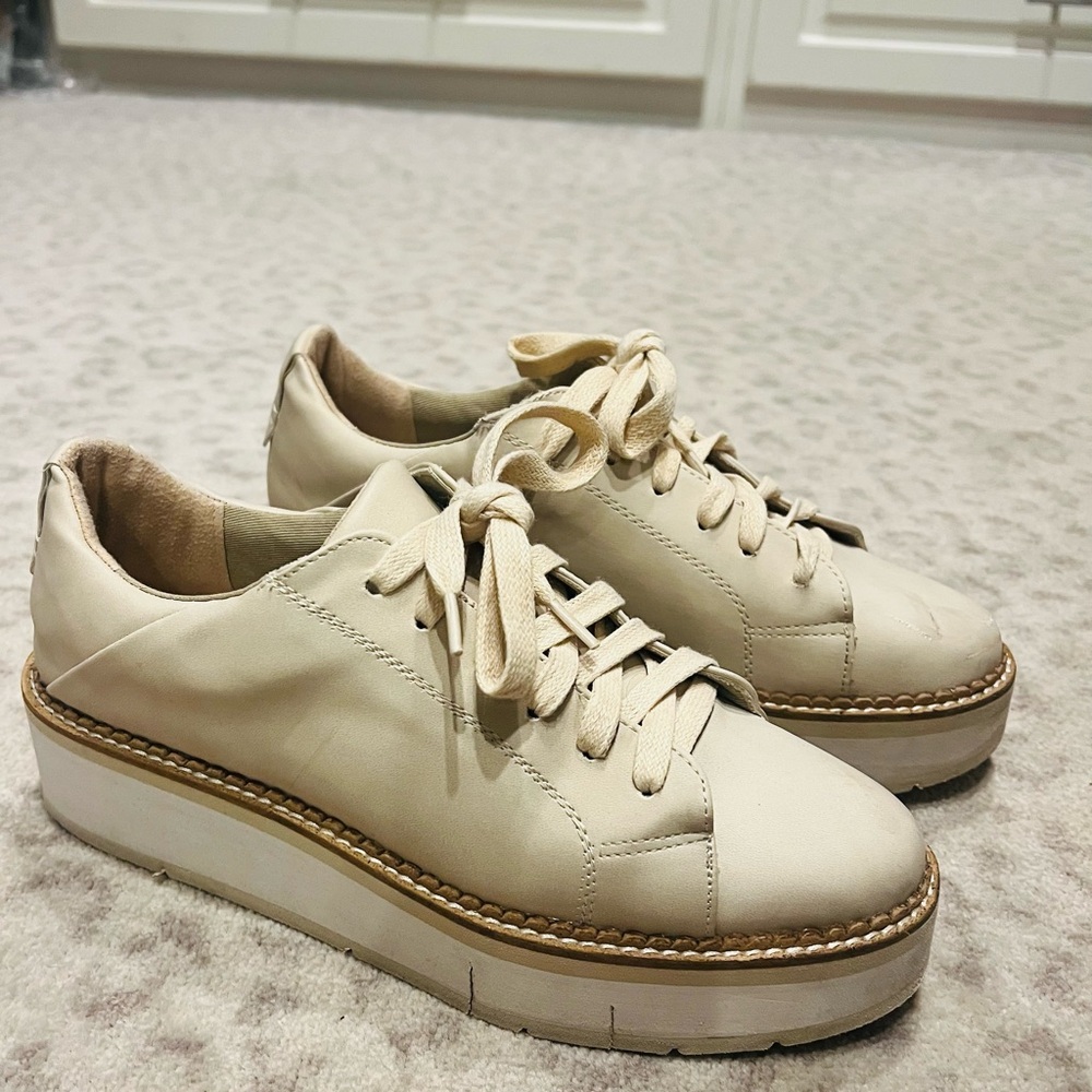 Dolce Vita Tinley Women's Cream Platform Sneakers